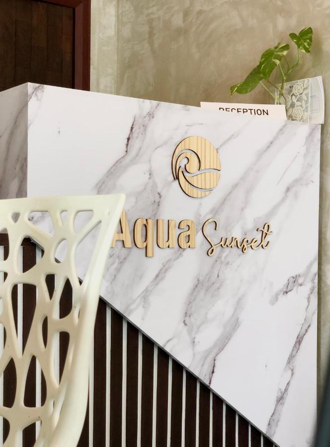 Aqua Sunset Hotel Gulhi Bagian luar foto