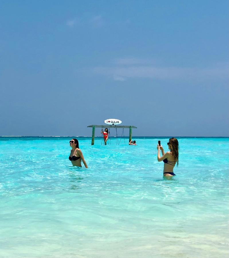 Aqua Sunset Hotel Gulhi Bagian luar foto